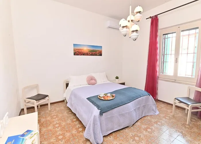 Izzhome Coloniale Nyaraló *