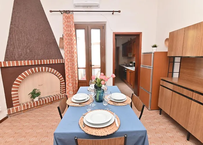 Nyaraló Izzhome Coloniale Pula