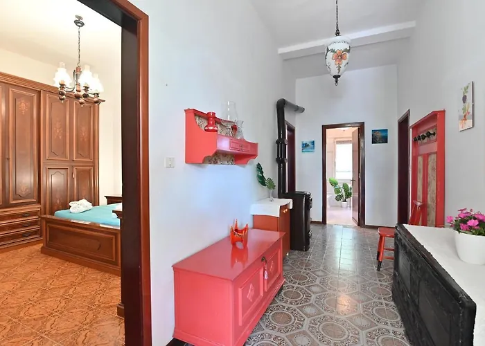 Дом отдыха Izzhome Coloniale